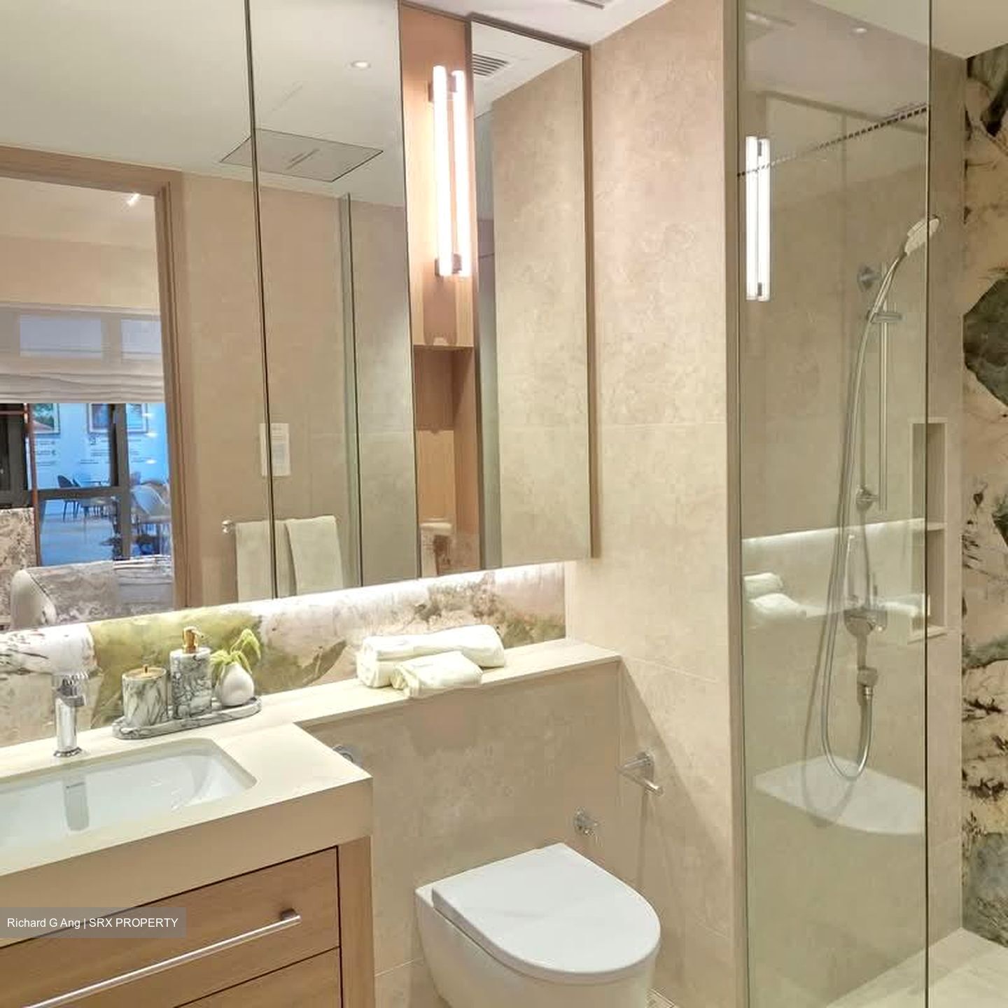 Bayshore Walk (D16), Condominium #591501461